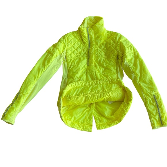 SOLD 🔴 Lululemon What The Fluff Pullover size 6 Clarity Yellow Jacket 1/2 Zip - Picture 6 of 16